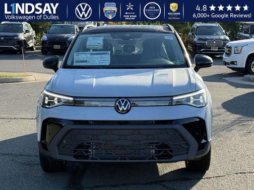 2025 Volkswagen Taos 1.5T SE Black