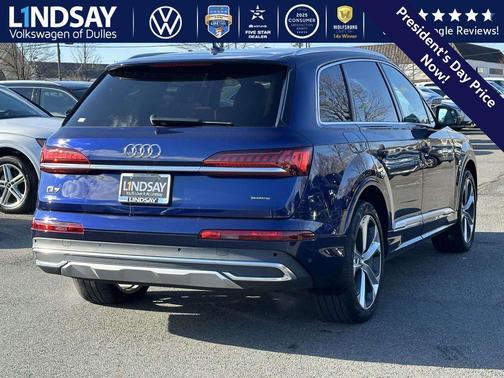 2022 Audi Q7 55 Premium Plus