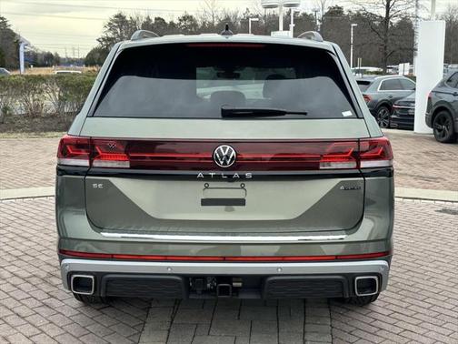 2025 Volkswagen Atlas 2.0T Peak Edition