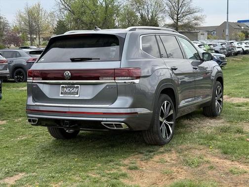 2025 Volkswagen Atlas 2.0T SEL Premium R-Line 4MOTION