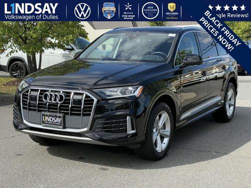 2023 Audi Q7 45 Premium Plus