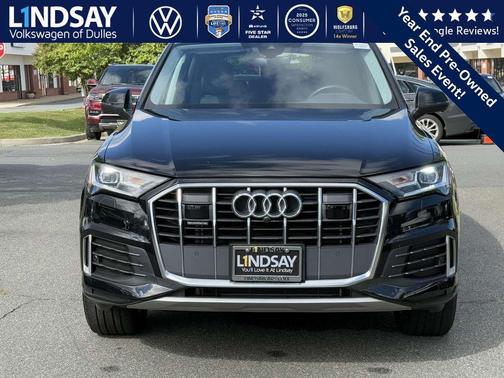 2023 Audi Q7 45 Premium Plus