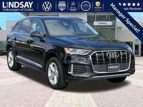 2023 Audi Q7 45 Premium Plus