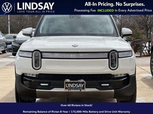 2023 Rivian R1S Adventure