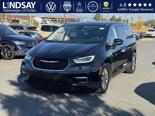 2023 Chrysler Pacifica Hybrid Touring L