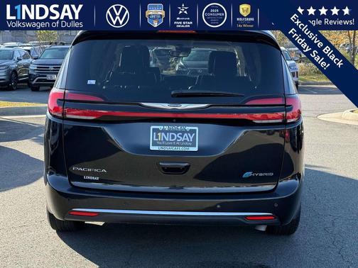 2023 Chrysler Pacifica Hybrid Touring L