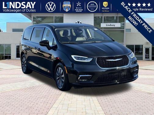 2023 Chrysler Pacifica Hybrid Touring L