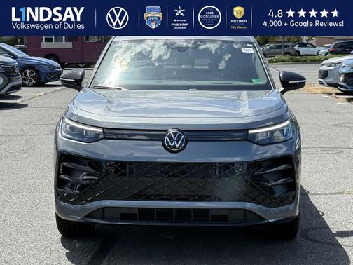 2025 Volkswagen Tiguan 2.0T SE R-Line Black 4MOTION