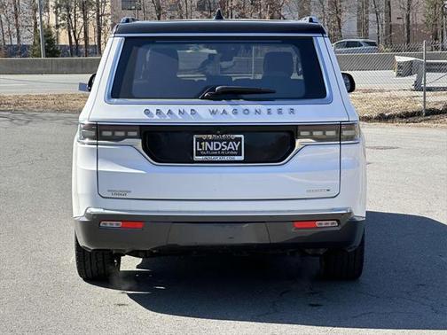 2022 Jeep Grand Wagoneer Series III 4x4