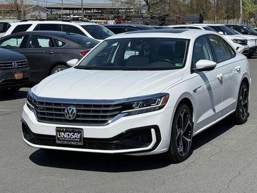 2020 Volkswagen Passat 2.0T R-Line
