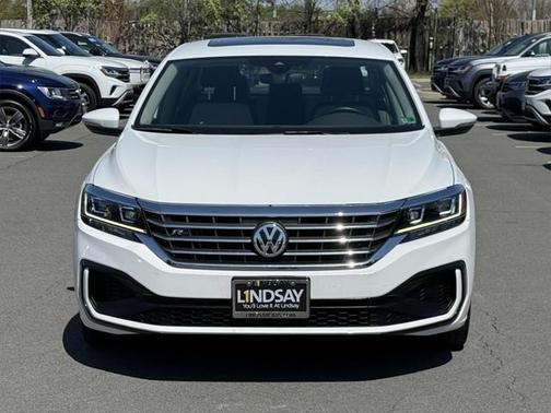2020 Volkswagen Passat 2.0T R-Line