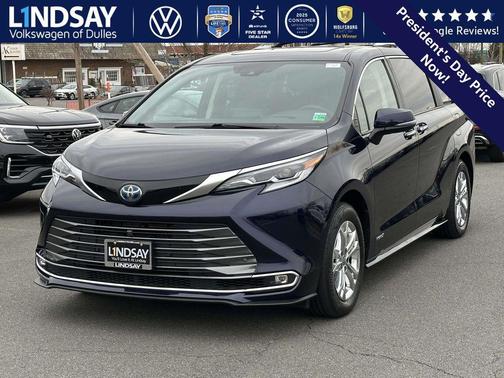 2021 Toyota Sienna Platinum 7 Passenger