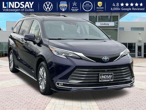2021 Toyota Sienna Platinum 7 Passenger