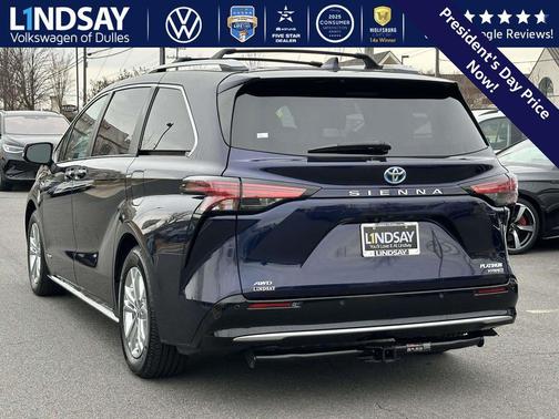 2021 Toyota Sienna Platinum 7 Passenger