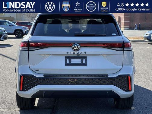 2026 Volkswagen Tiguan 2.0T SE R-Line Black