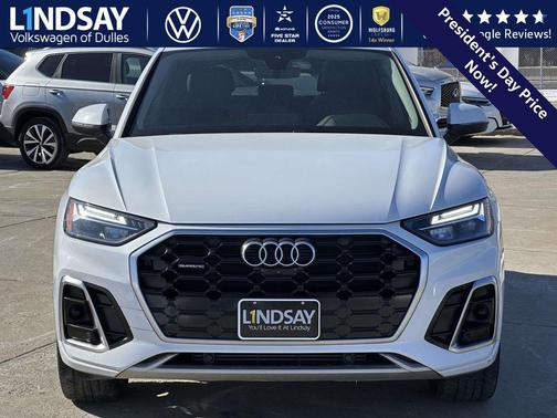 2023 Audi Q5 45 S line Premium Plus