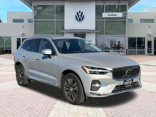 2022 Volvo XC60 B6 Inscription