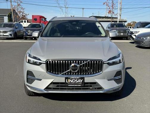 2022 Volvo XC60 B6 Inscription
