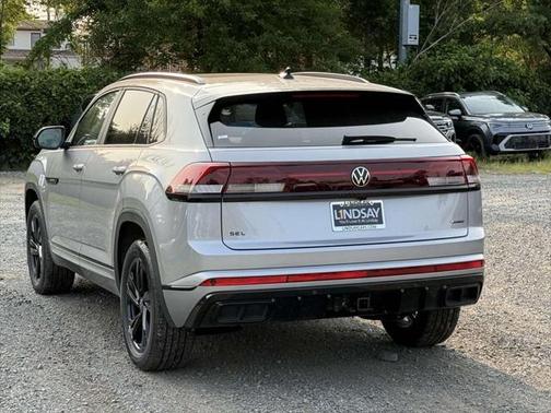 2025 Volkswagen Atlas Cross Sport 2.0T SEL