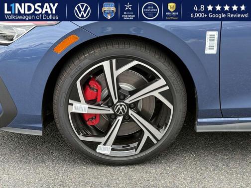 2025 Volkswagen Golf GTI 2.0T SE DSG