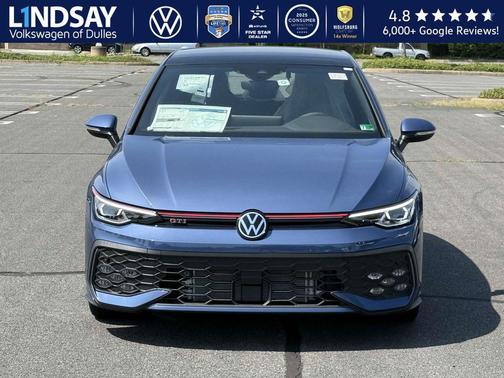 2025 Volkswagen Golf GTI 2.0T SE DSG