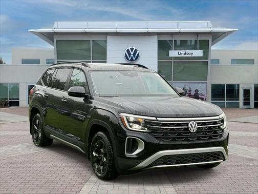 2025 Volkswagen Atlas 2.0T Peak Edition