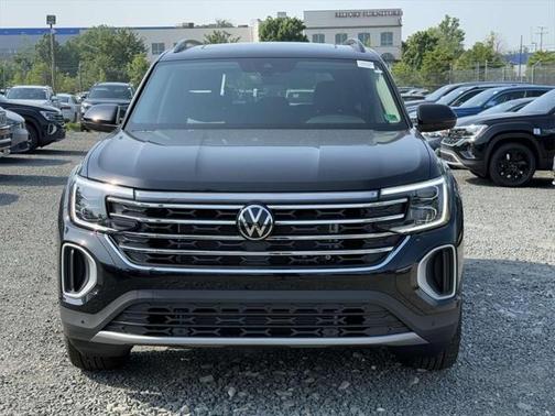2025 Volkswagen Atlas 2.0T SE w/Technology 4MOTION