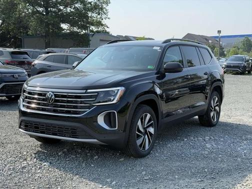 2025 Volkswagen Atlas 2.0T SE w/Technology 4MOTION