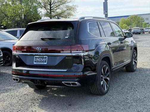 2025 Volkswagen Atlas 2.0T SEL Premium R-Line 4MOTION