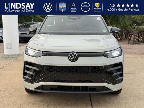 2025 Volkswagen Tiguan 2.0T SE R-Line Black 4MOTION