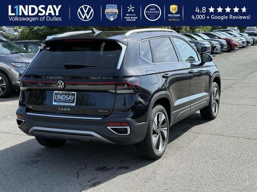 2025 Volkswagen Taos 1.5T SE