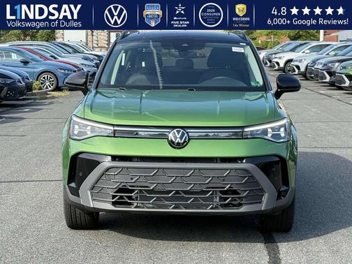 2025 Volkswagen Taos 1.5T SE Black