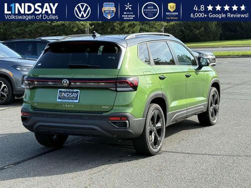 2025 Volkswagen Taos 1.5T SE Black