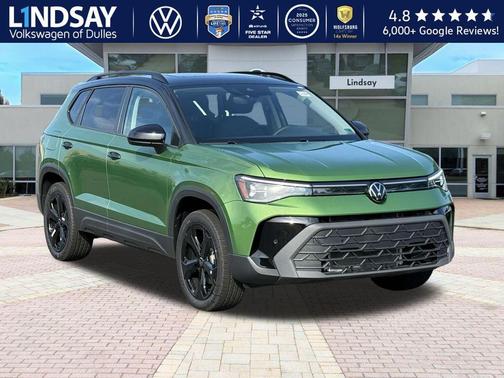 2025 Volkswagen Taos 1.5T SE Black