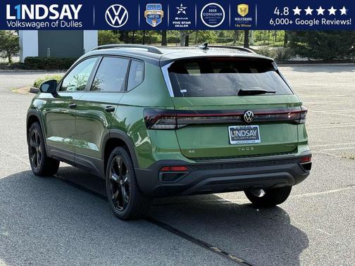 2025 Volkswagen Taos 1.5T SE Black