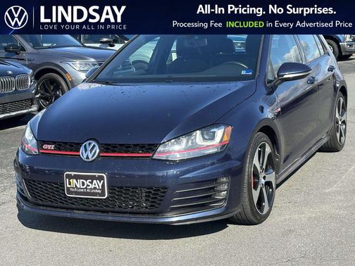 2017 Volkswagen Golf GTI 2.0T SE 4-Door