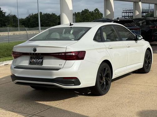 2025 Volkswagen Jetta 1.5T SE