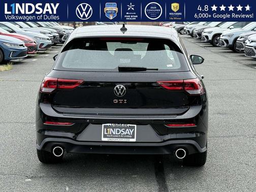2025 Volkswagen Golf GTI 2.0T SE DSG