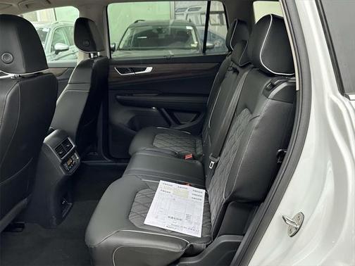 2025 Volkswagen Atlas 2.0T SEL Premium R-Line 4MOTION