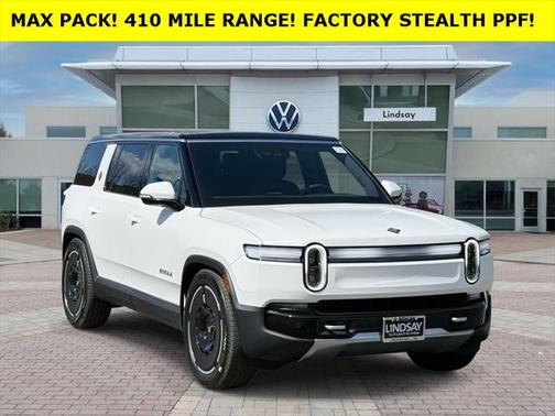 2025 Rivian R1S Adventure
