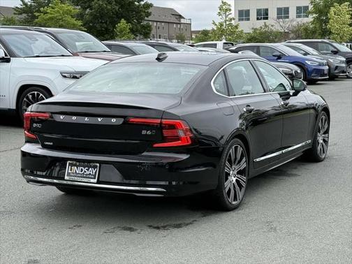 2022 Volvo S90 B6 Inscription