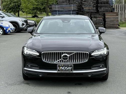 2022 Volvo S90 B6 Inscription