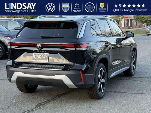 2025 Volkswagen Tiguan 2.0T SE 4MOTION