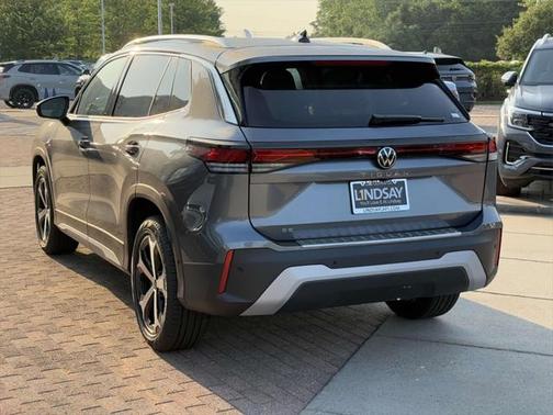 2025 Volkswagen Tiguan 2.0T SE