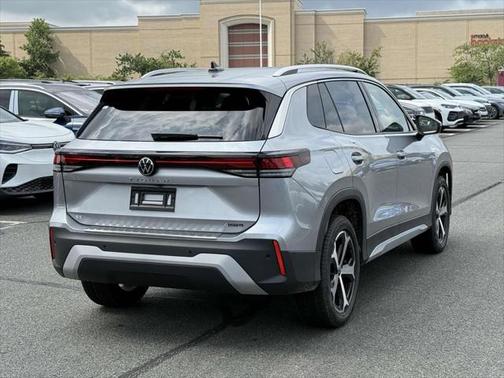 2025 Volkswagen Tiguan 2.0T SE 4MOTION