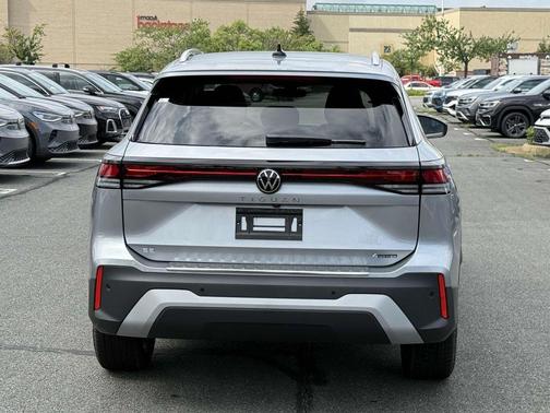 2025 Volkswagen Tiguan 2.0T SE 4MOTION
