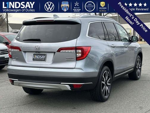 2021 Honda Pilot Touring 8-Passenger