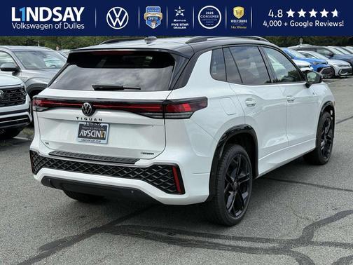2025 Volkswagen Tiguan 2.0T SE R-Line Black 4MOTION