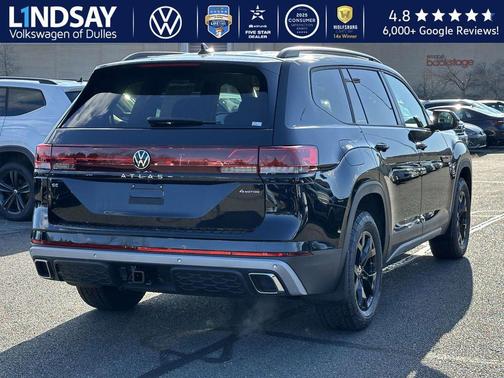 2026 Volkswagen Atlas Peak Edition