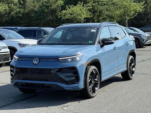 2025 Volkswagen Tiguan 2.0T SE R-Line Black 4MOTION